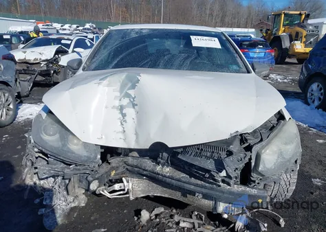 2010 Volkswagen Gti 2-Door z USA, uszkodzony, nr VIN WVWEV7AJ3AW065205